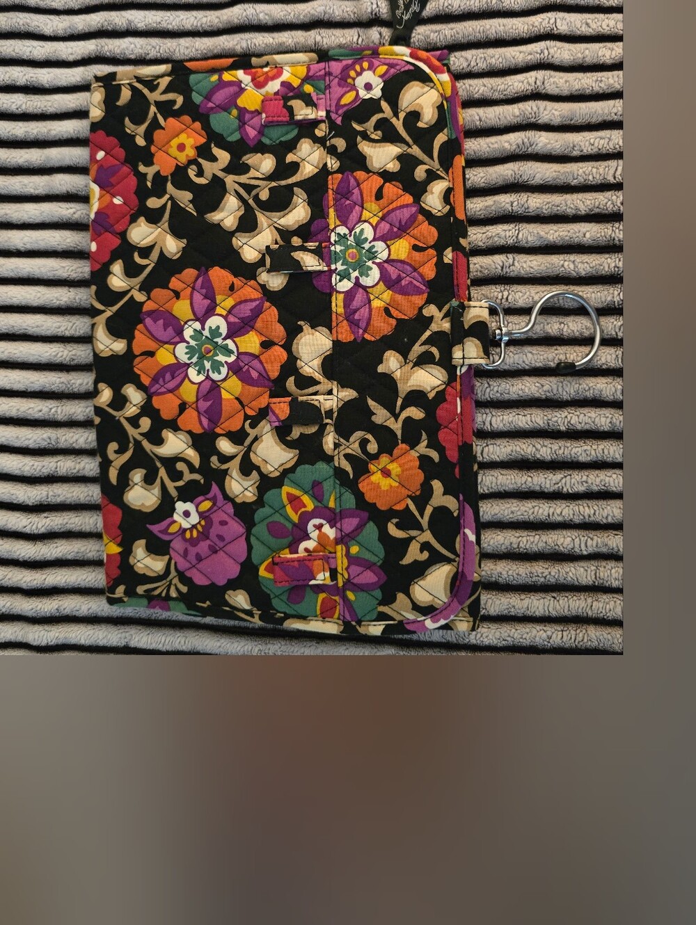 Vera Bradley Multicolor Floral Hanging Jewelery Organizer - Picture 2 of 16